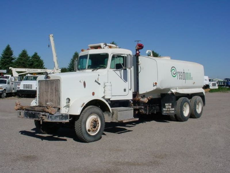 Peterbilt 349