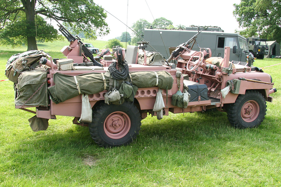 Land Rover SAS Pink Panther