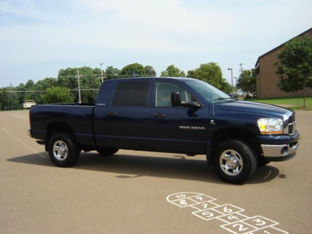 Dodge Ram 2500 SLT Heavy Duty