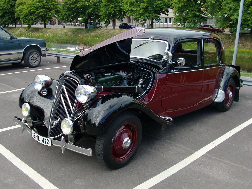 Citroen B11 Sport sedan