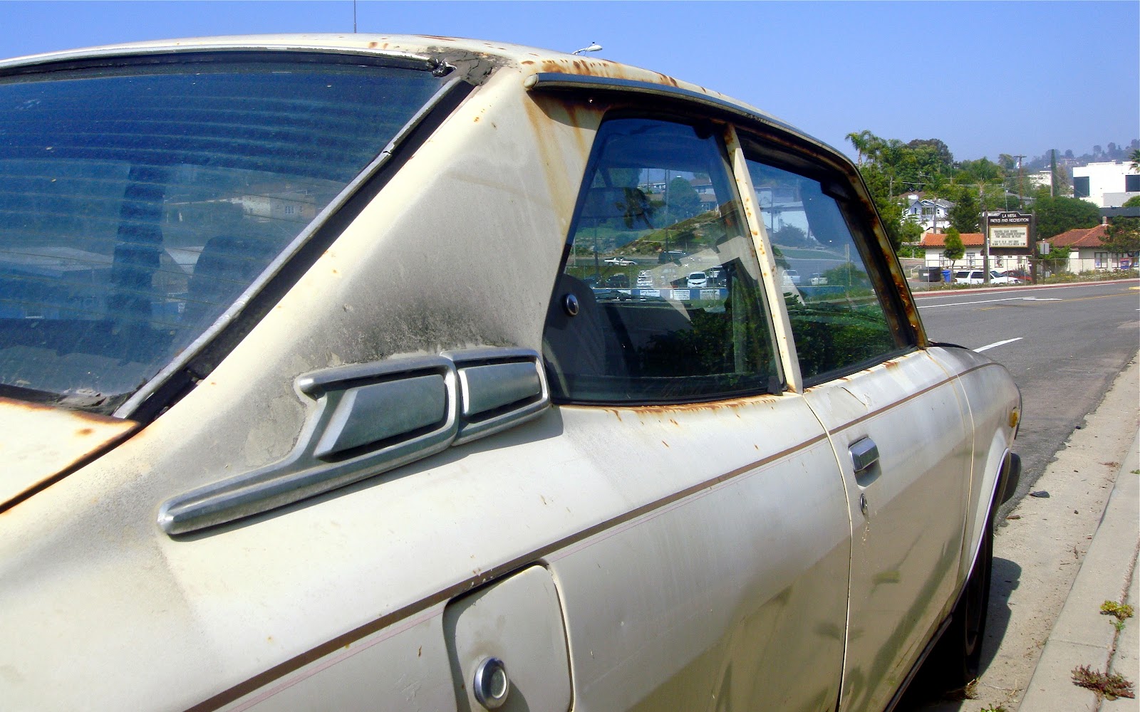 Subaru DL 1600 Sedan