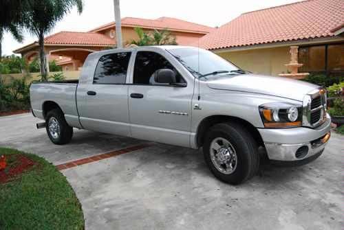 Dodge Ram 2500 SLT MegaCab