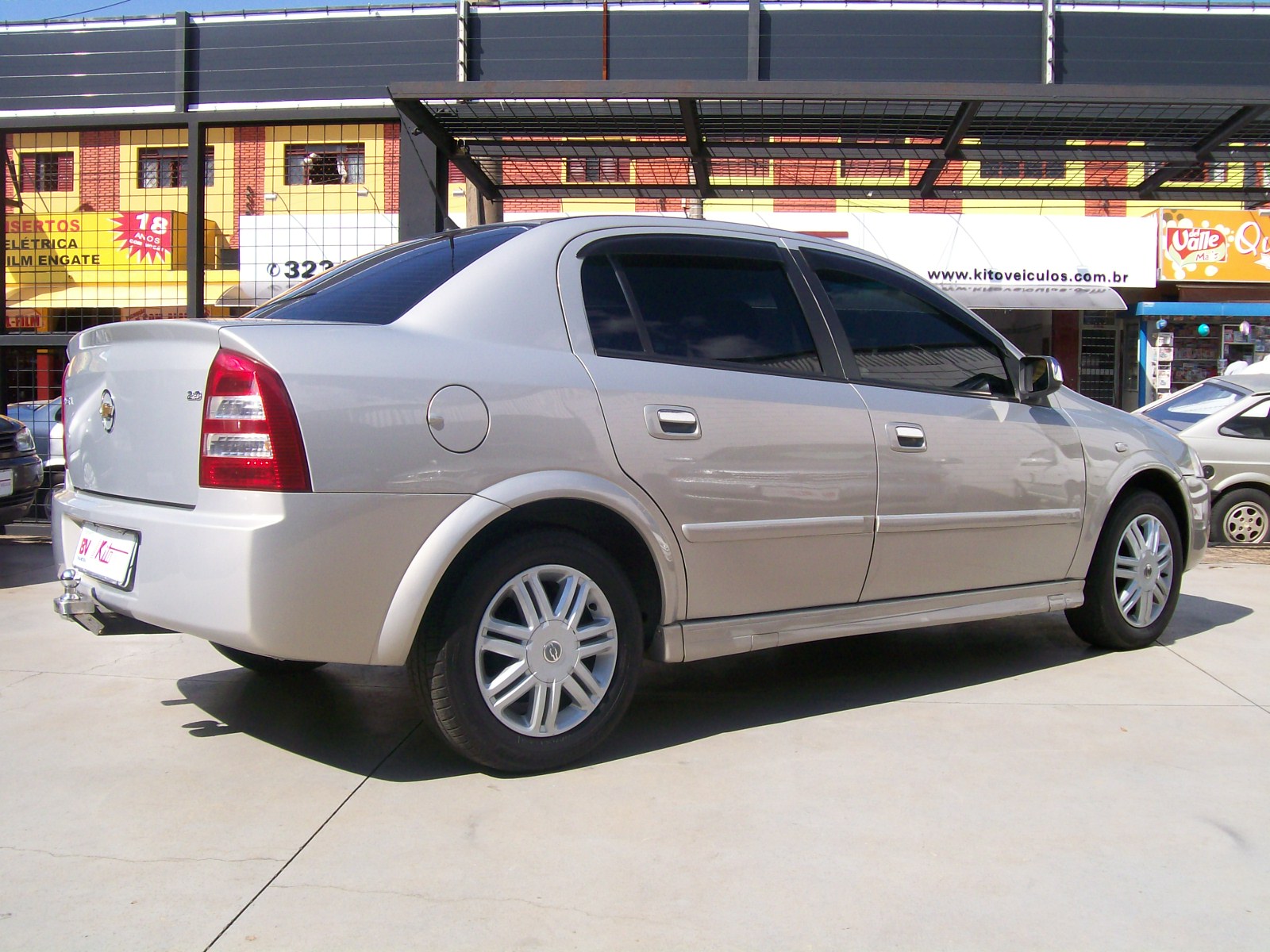 Chevrolet Astra Sedan