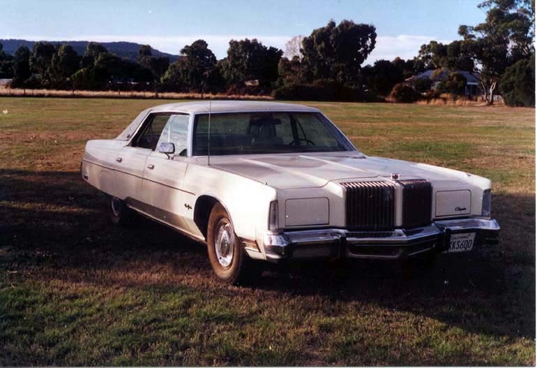 Chrysler New Yorker Brougham