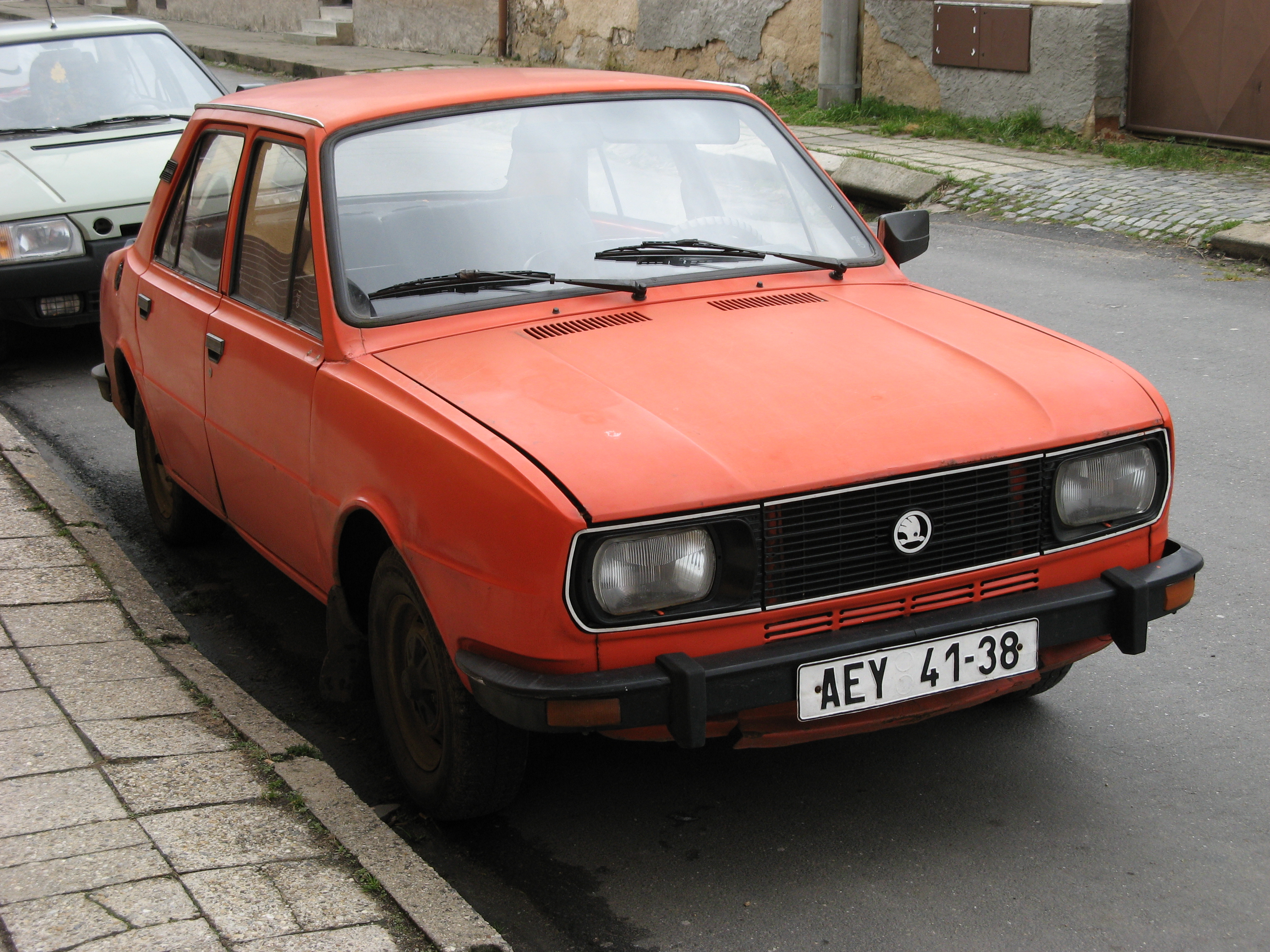 Skoda 105 S