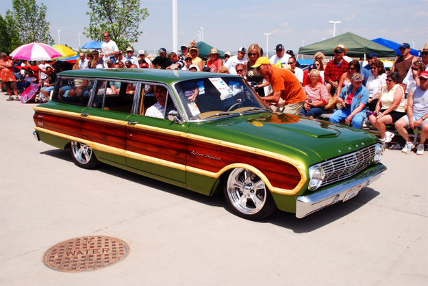 Ford Custom wagon