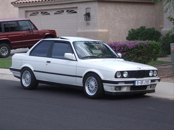 BMW 325iS