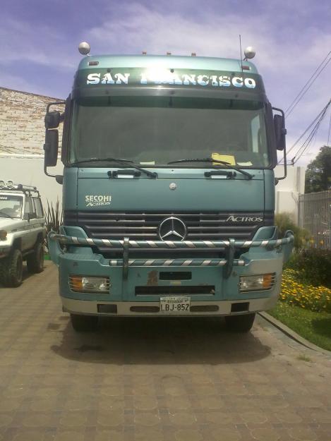 Mercedes-Benz Actros 3348