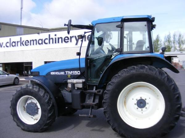 New Holland TM150