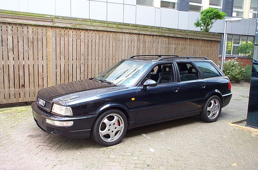 Audi RS2