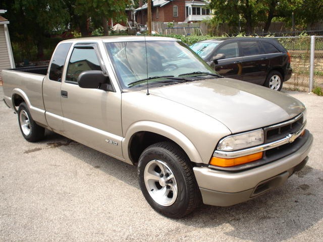 Chevrolet S-10 LS Cab Chevrolet S-10 LS Cab
