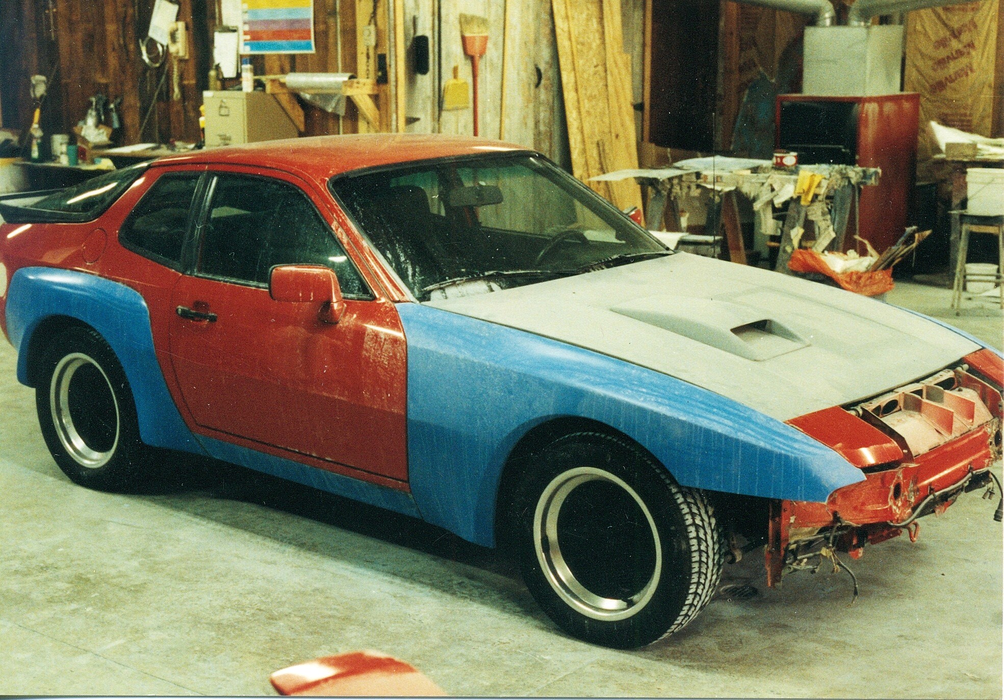 Porsche 924 Carrera GT replica