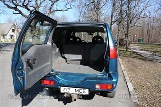 Nissan Terrano II 24 SLX Nissan Terrano II 24 SLX