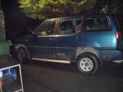 Nissan Terrano II 24 SLX