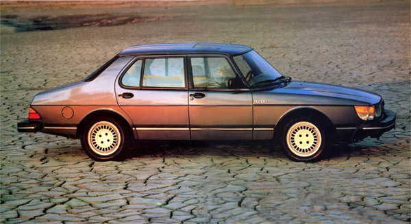 Saab 900 GLi Saab 900 GLi