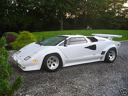 Replica Countach