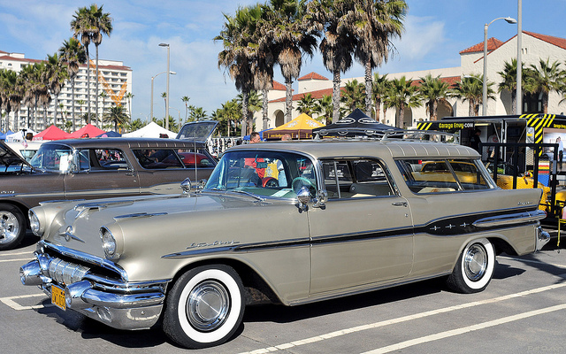 Pontiac Star Chief Safari wagon