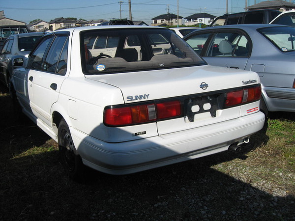 Nissan Sunny Super Saloon Limited
