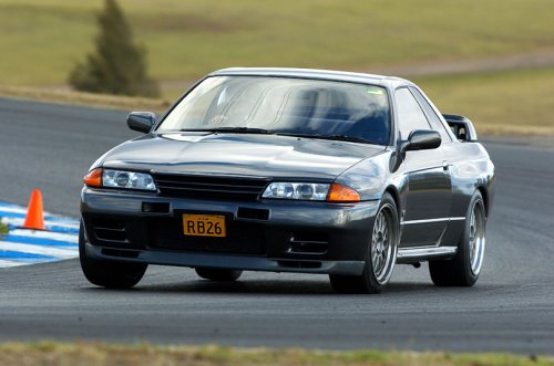 Nissan Skyline R32 GT-R