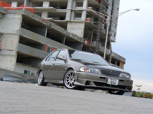 Nissan Sentra B14