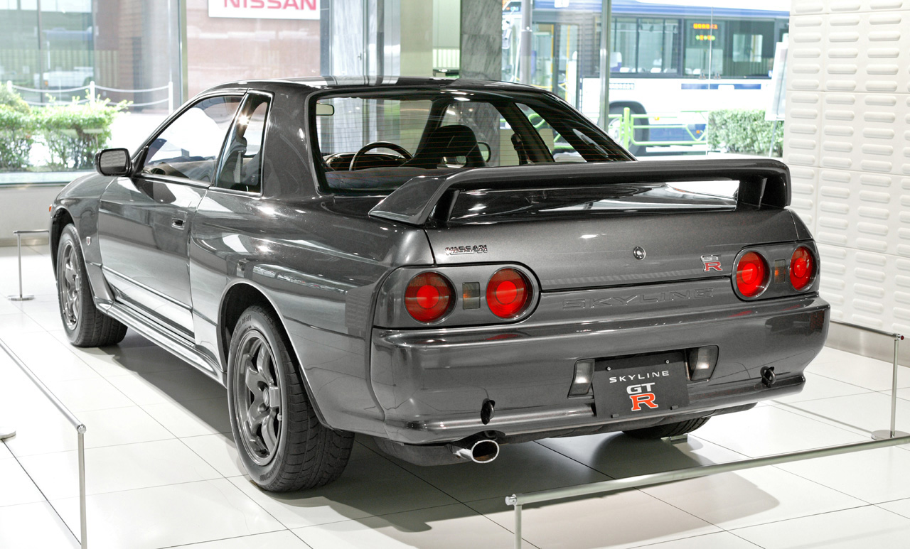 Nissan Skyline R32 GT-R