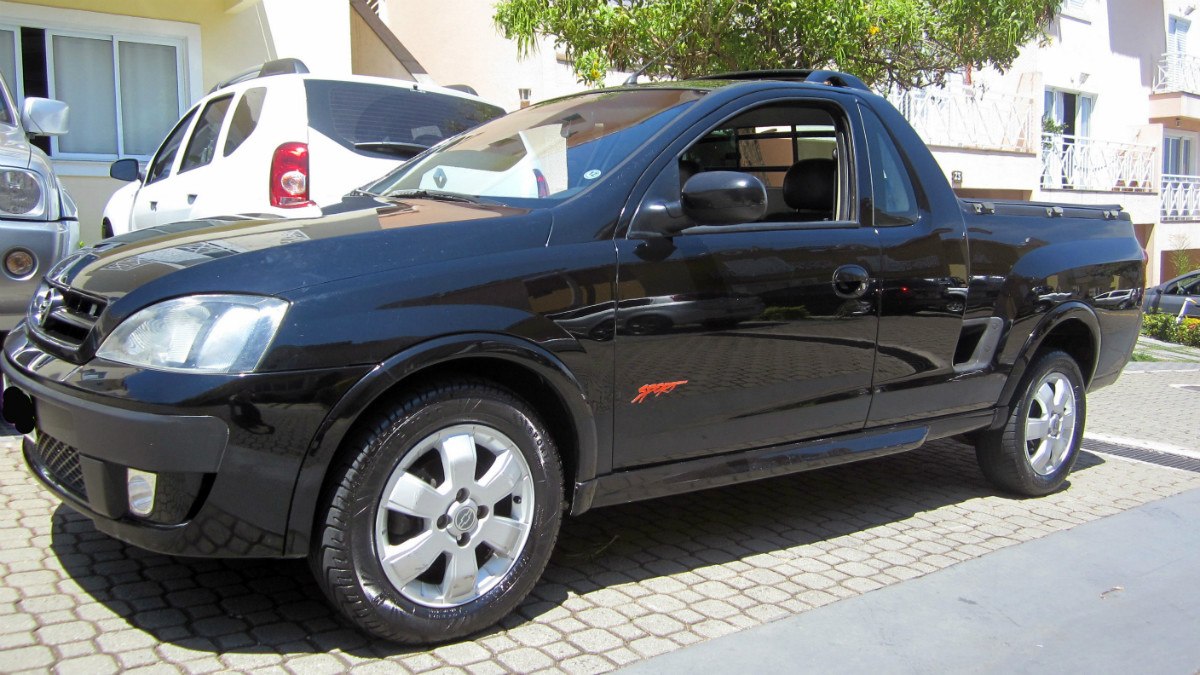 Chevrolet Montana 18 Sport