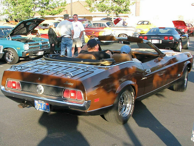 Ford Mustang 351 Convertible