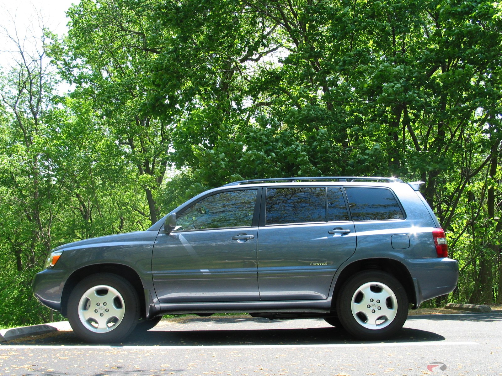 Toyota Highlander picture 11 Reviews News Specs Buy Car