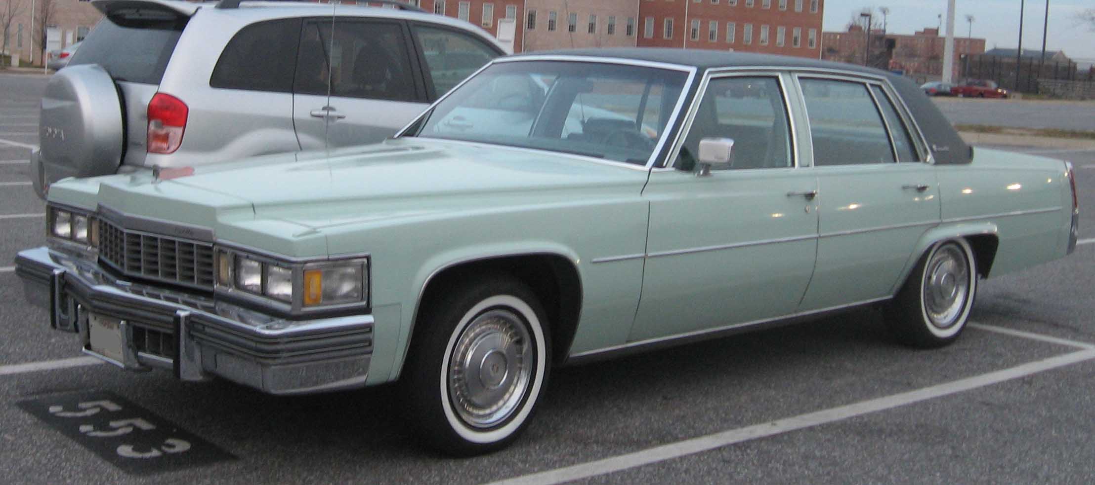 Cadillac Sedan de Ville