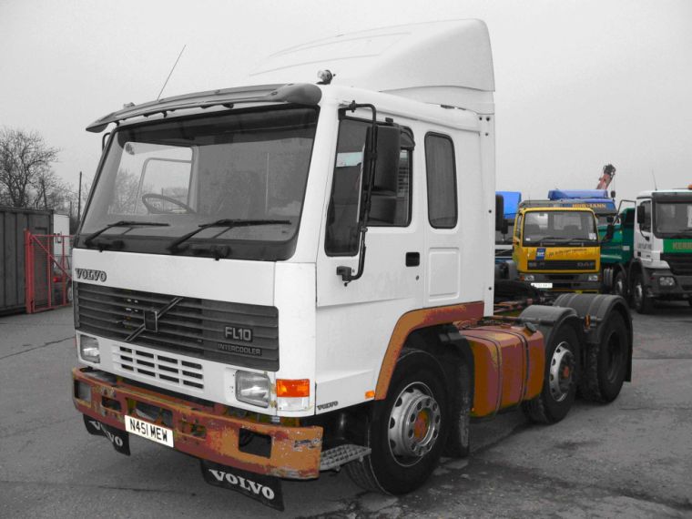 Volvo FL10