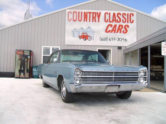 Plymouth Sport Fury 2dr HT