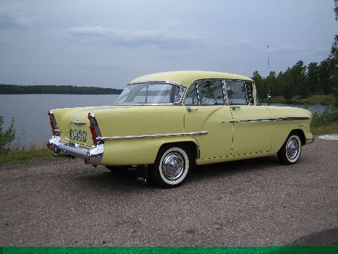 Vauxhall Victor F Super