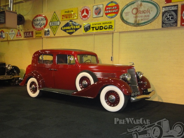 Chrysler Series 60 sedan