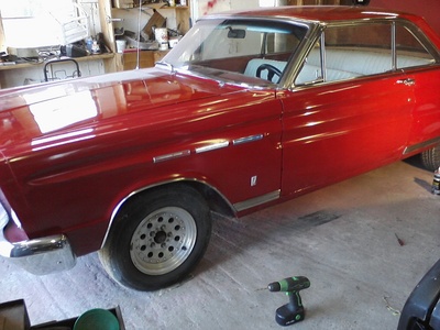 Mercury Comet Caliente 2dr HT