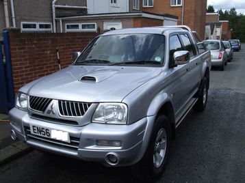 Mitsubishi L200 2000 Crew Cab 4x4