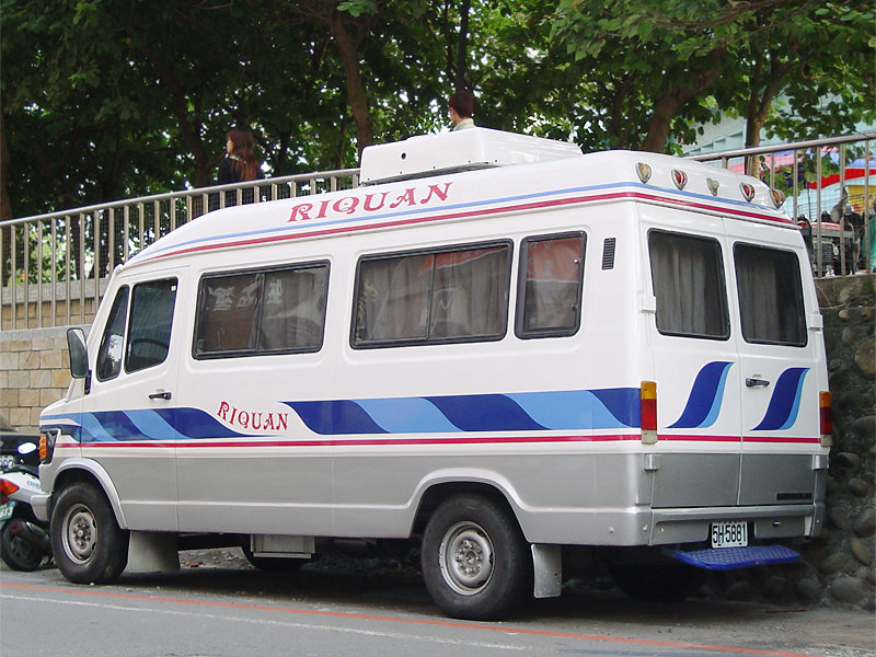 Mercedes-Benz Vario 310