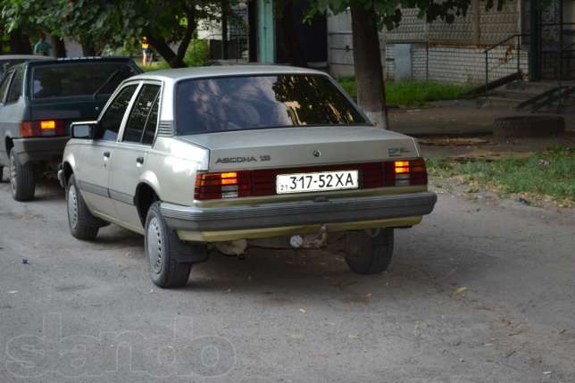 Opel Ascona 16N