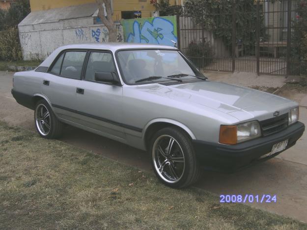 Chevrolet Opala Custom Sedan