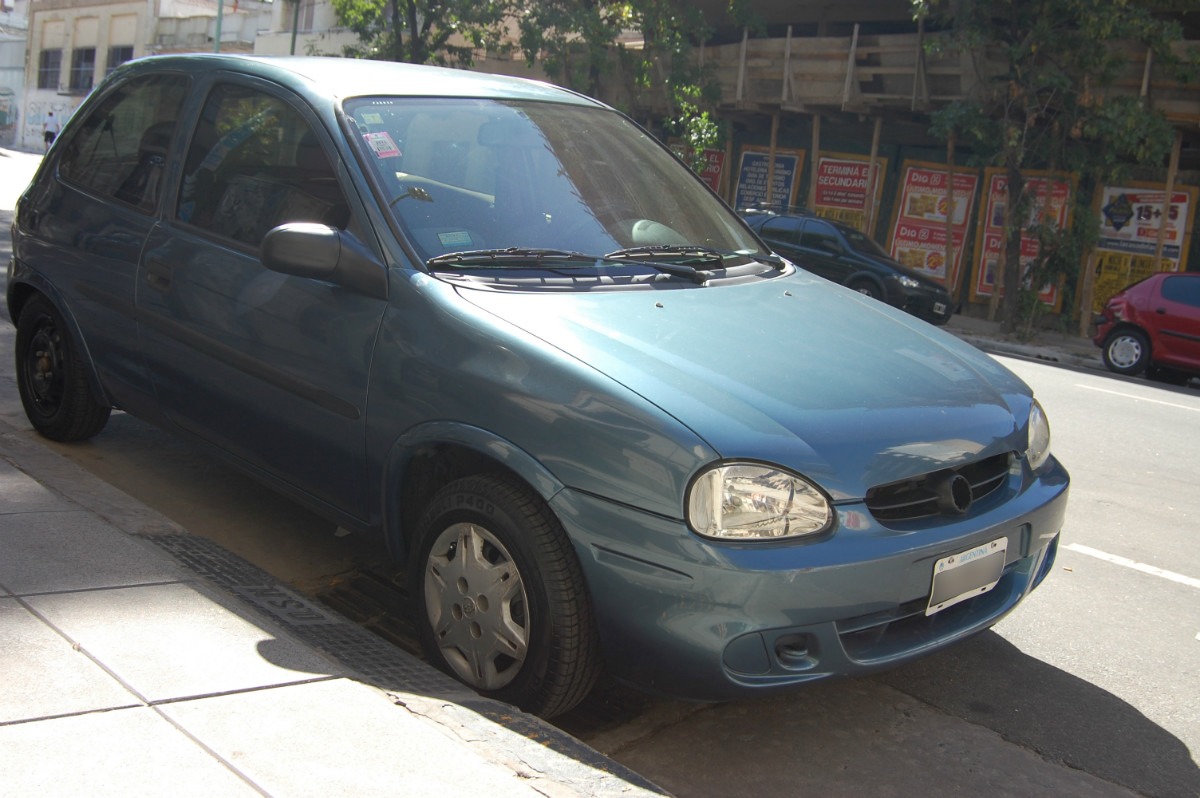 Chevrolet Corsa Classic 16