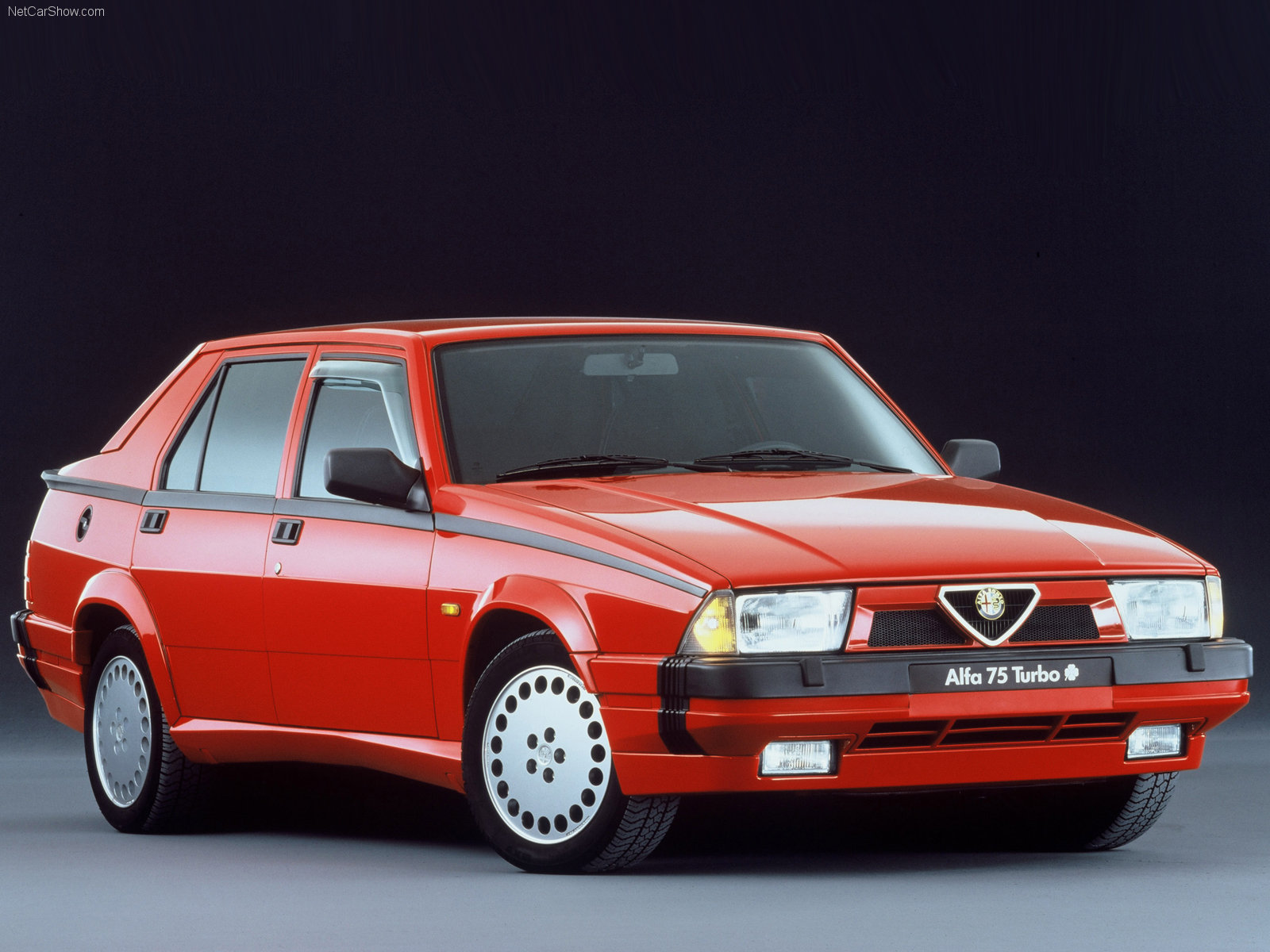 Alfa Romeo 75 18 Turbo