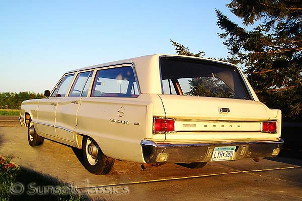 Dodge Coronet wagon