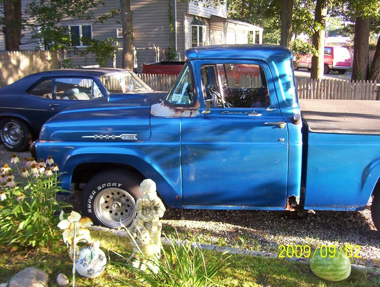 Ford F-series Custom Cab