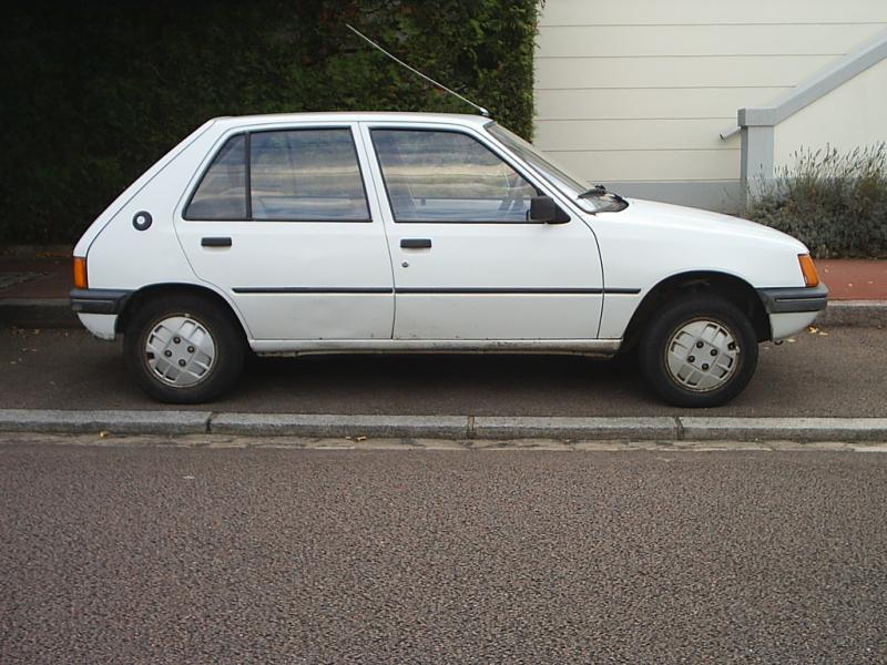 Peugeot 205 GR