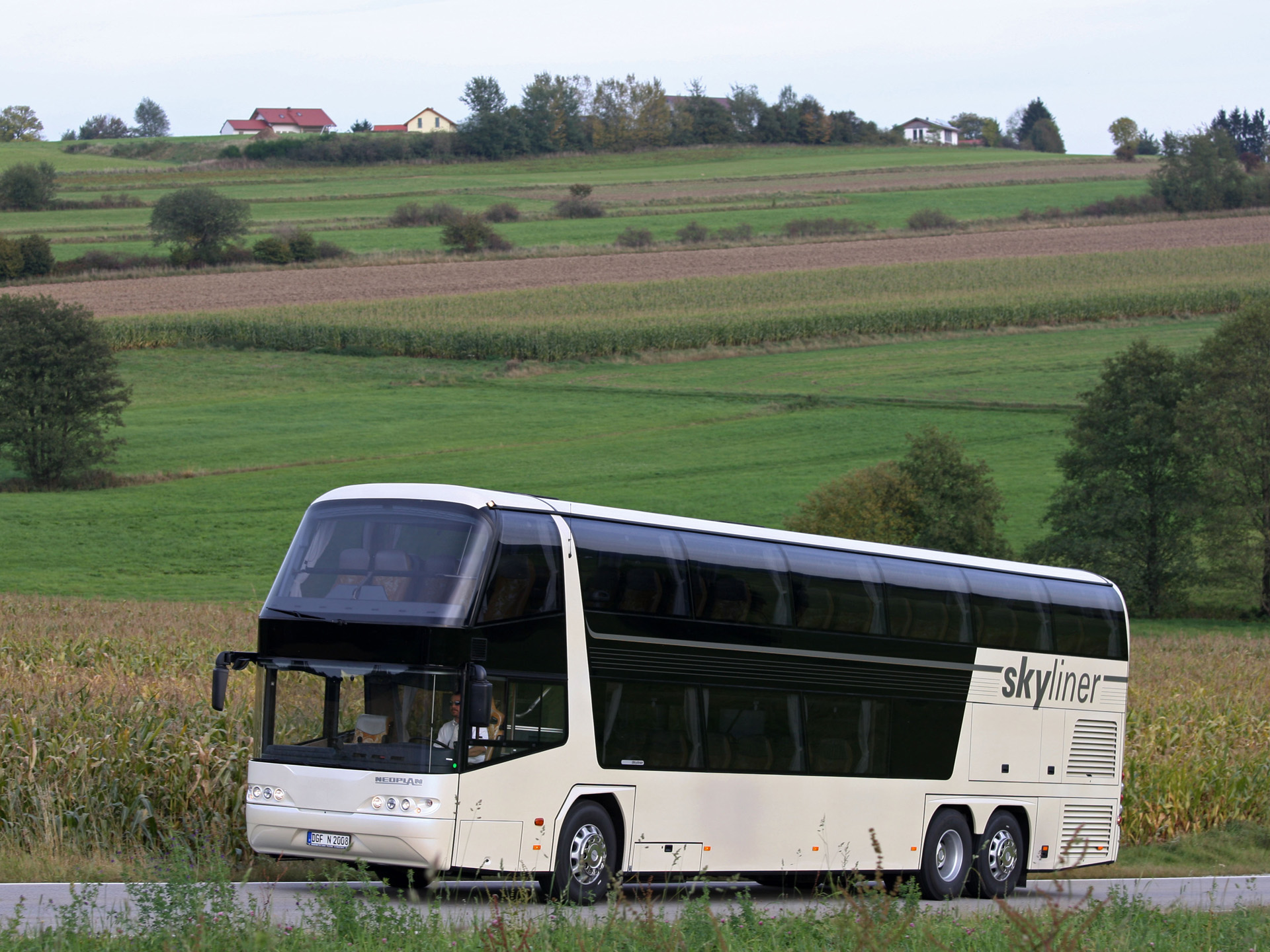 NEOPLAN Skyliner