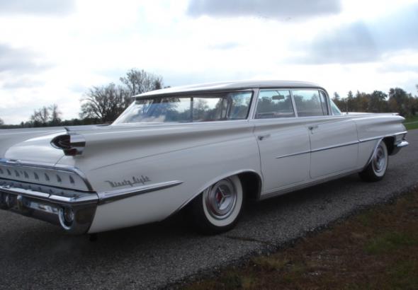 Oldsmobile 98 Sedan