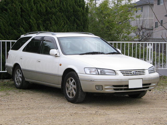 Toyota Camry Gracia Wagon