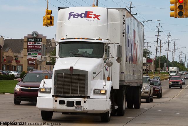 Kenworth T800B Daycab
