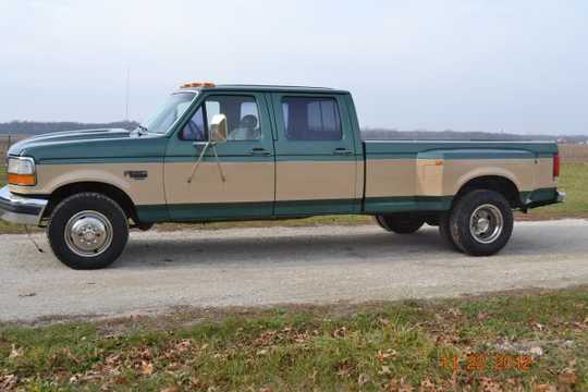 Ford F-350 XLT crew cab