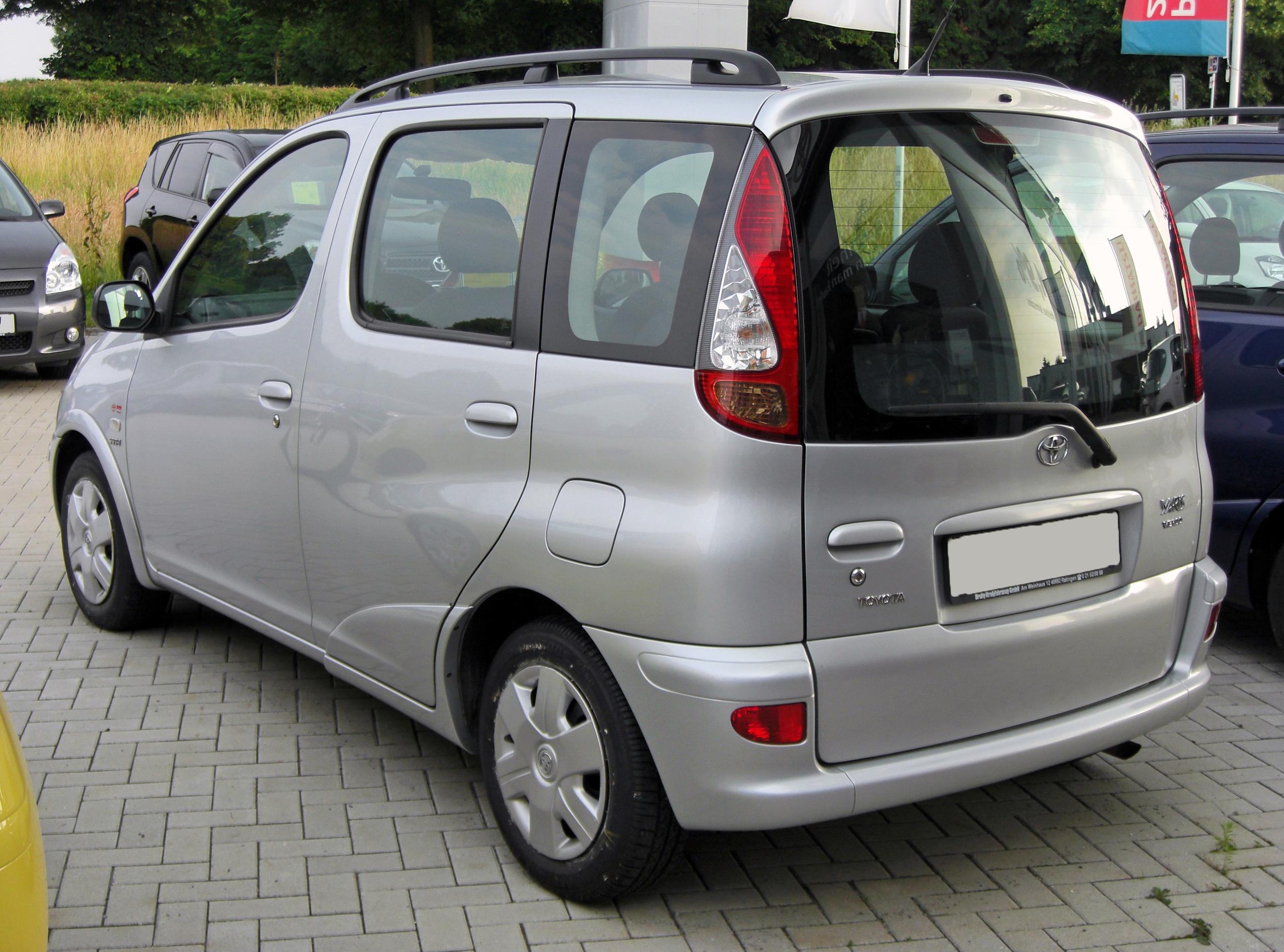 Toyota Yaris Verso