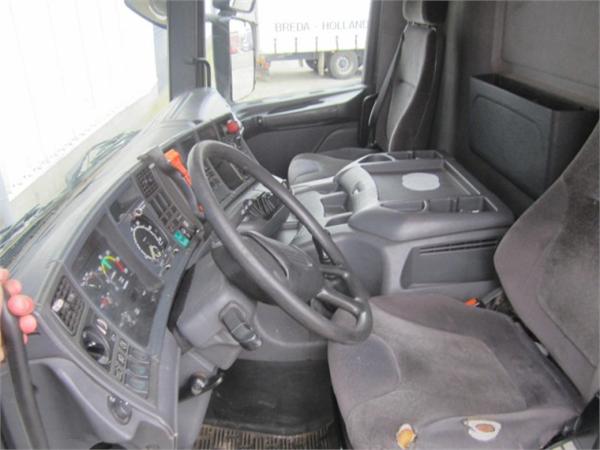 Scania 94G 310